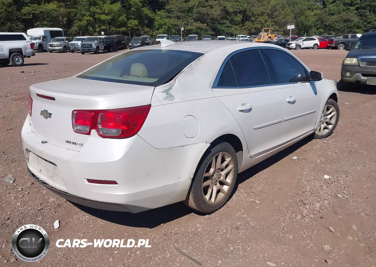 2015 Chevrolet Malibu 1Lt VIN:1G11C5SL9FF287322 - 4