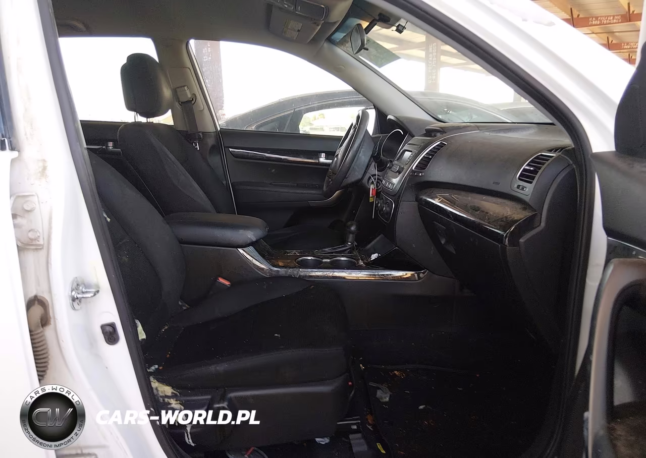 2015 Kia Sorento Lx VIN:5XYKT3A60FG625053 - 5
