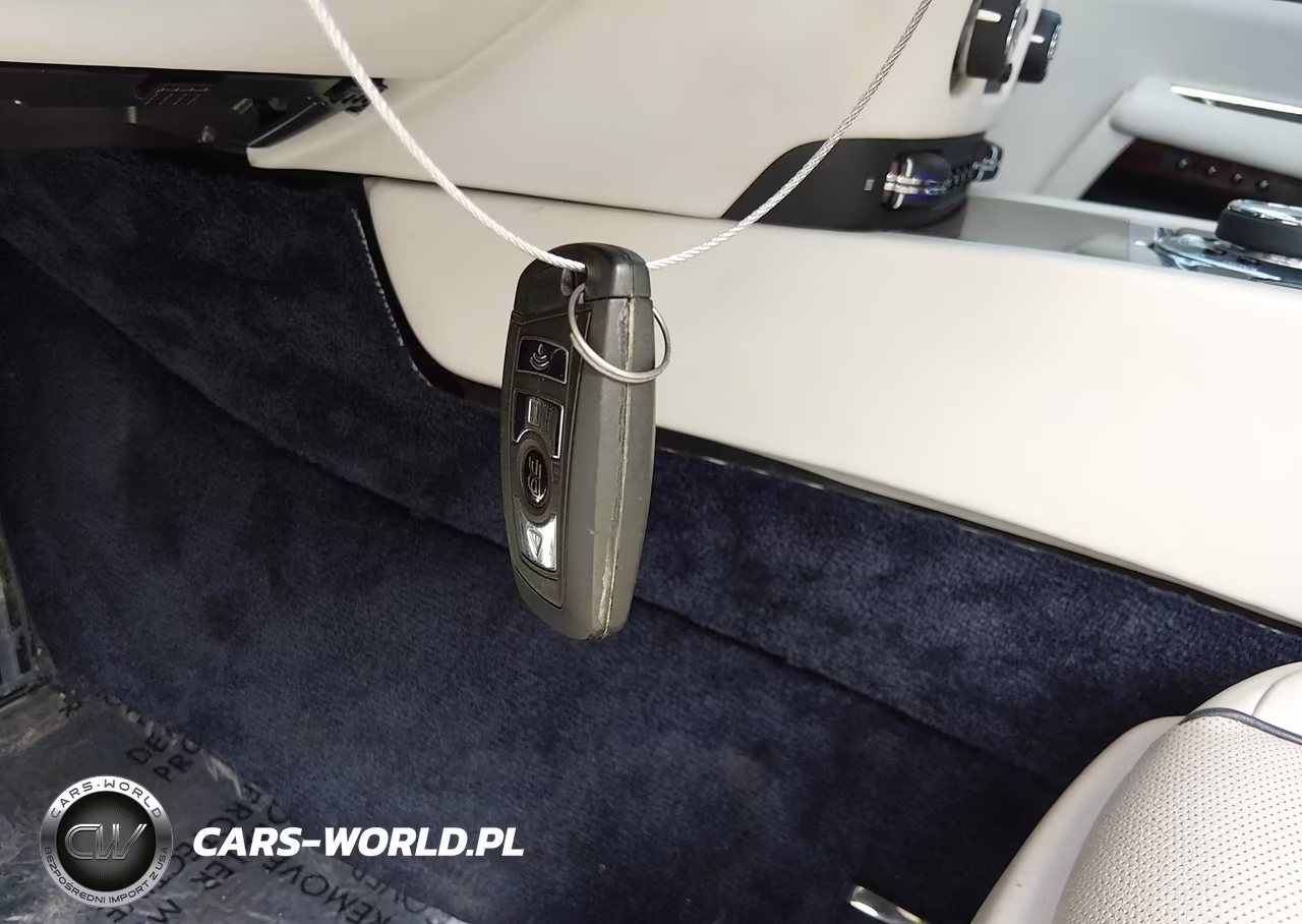 2020 Rolls-Royce Dawn Base VIN:SCAXZ8C09LU200426 - 11