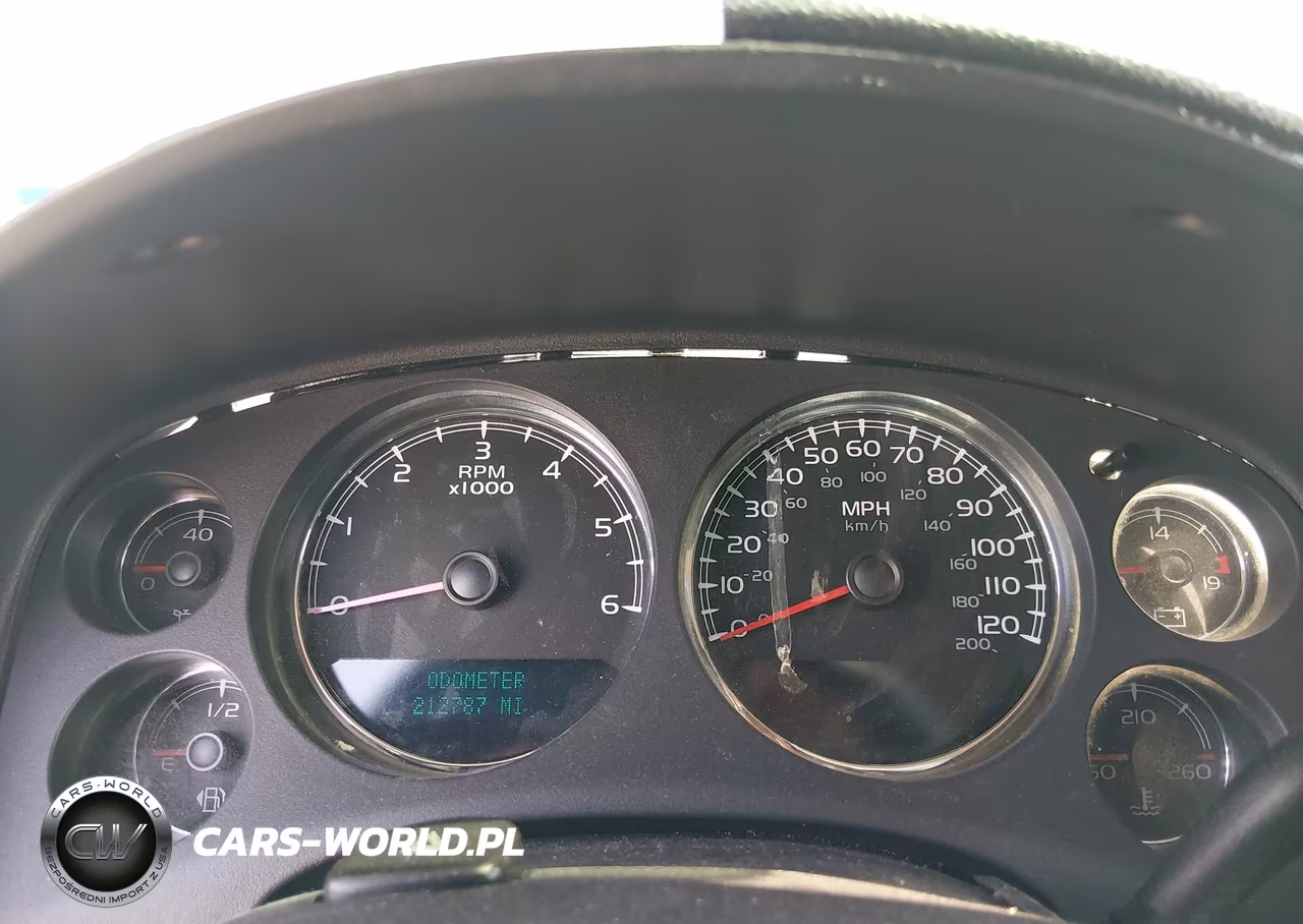 2007 Chevrolet Tahoe Ls VIN:1GNFC13C57R405281 - 7
