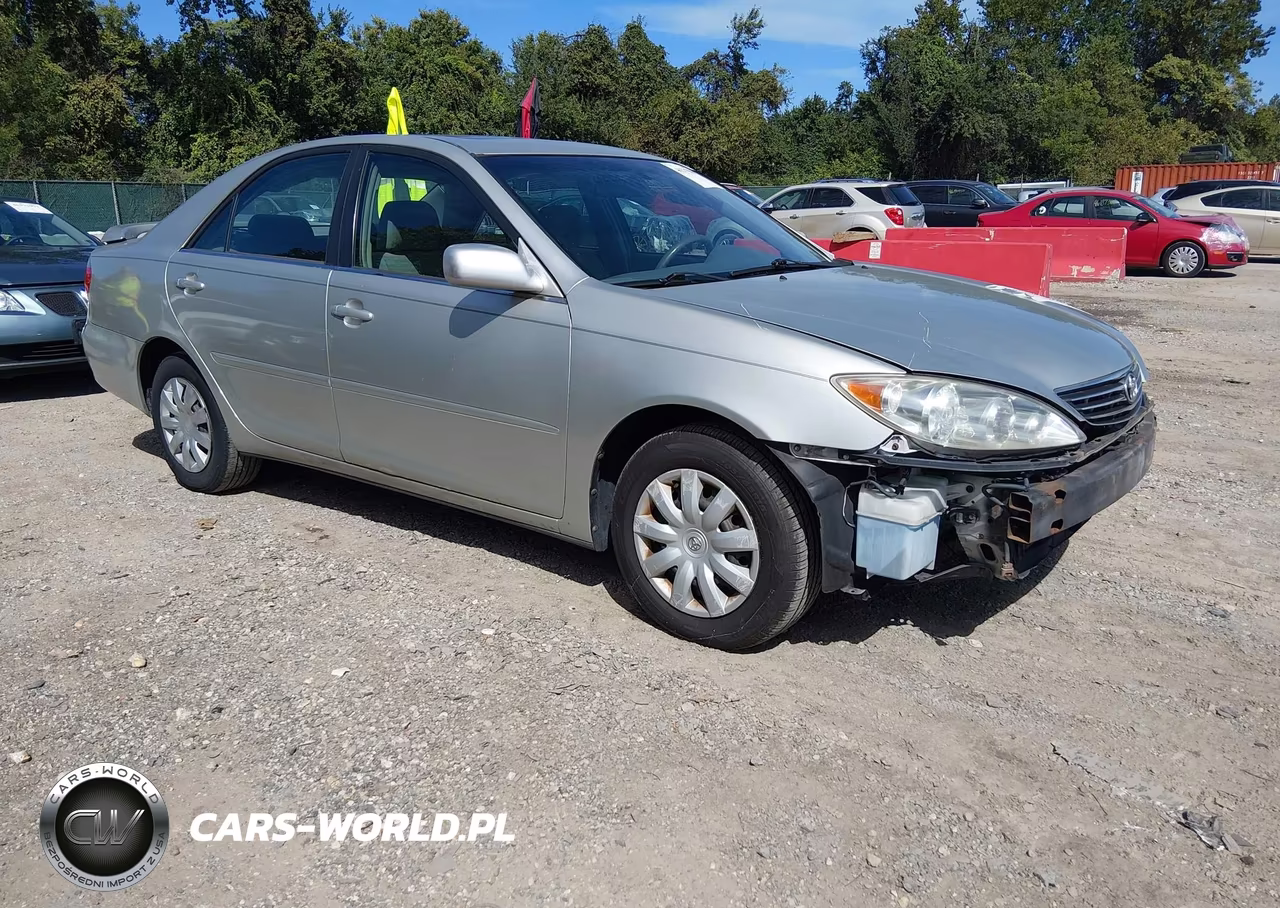 2005 Toyota Camry Le