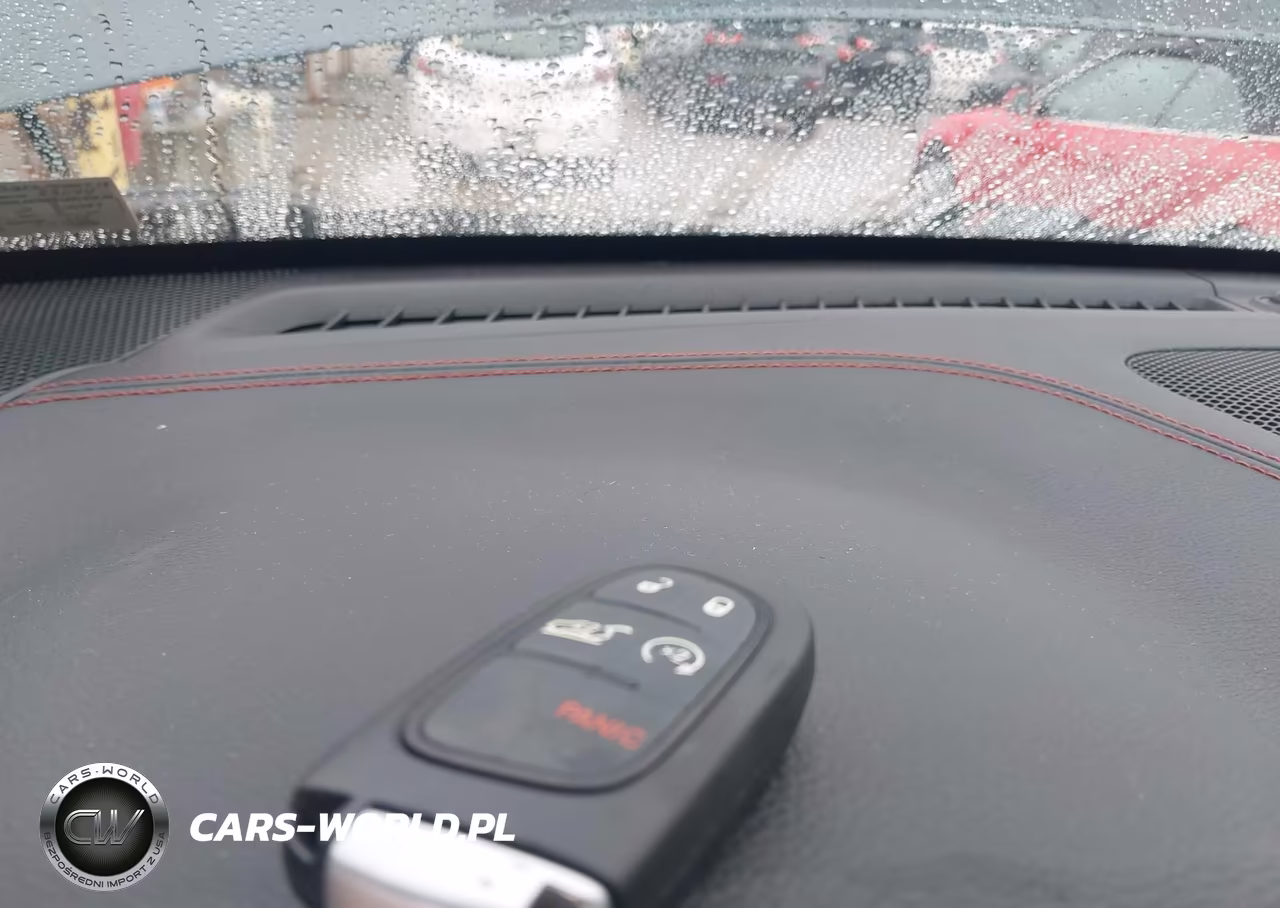 2015 Jeep Cherokee Trailhawk VIN:1C4PJMBS2FW556978 - 11