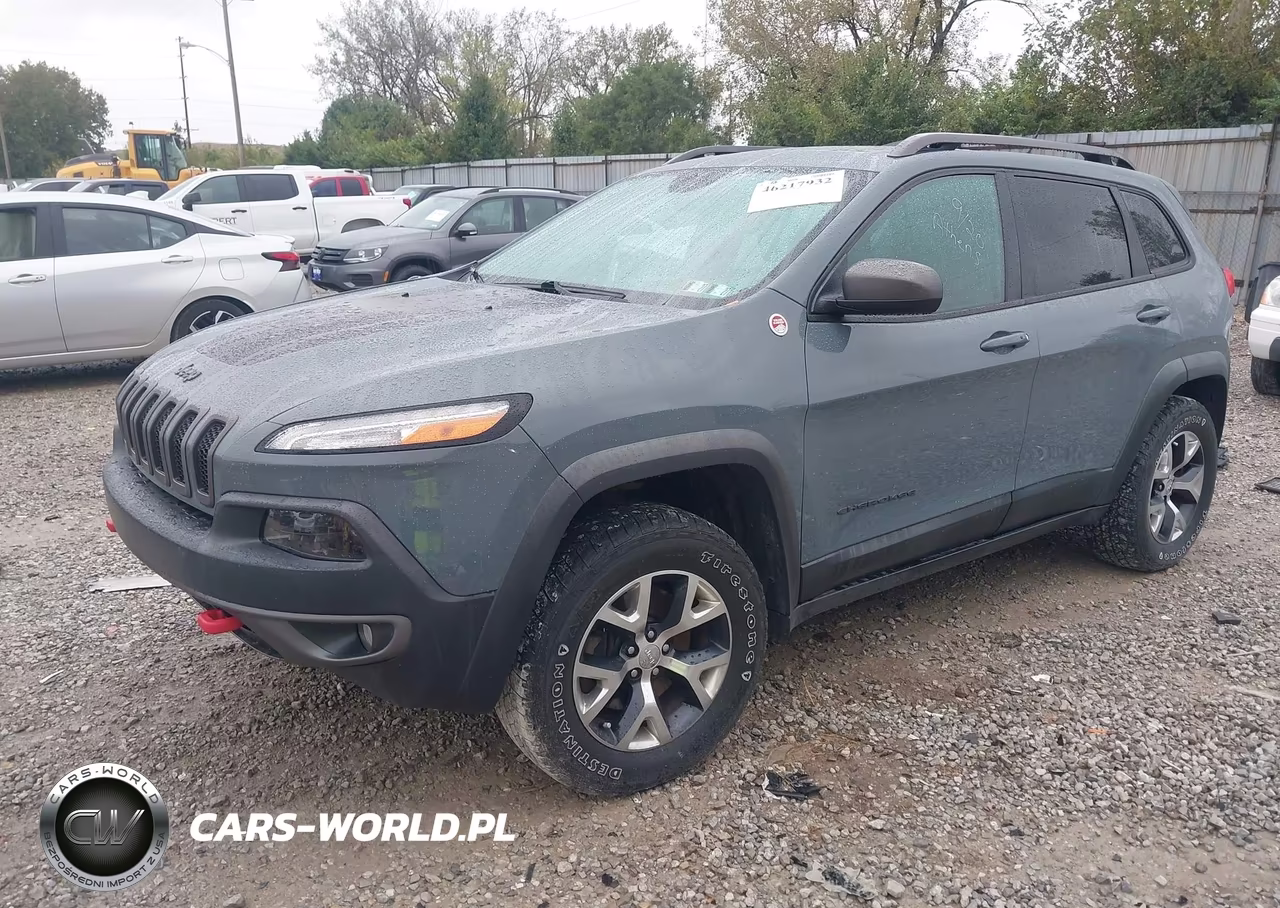 2015 Jeep Cherokee Trailhawk VIN:1C4PJMBS2FW556978 - 2