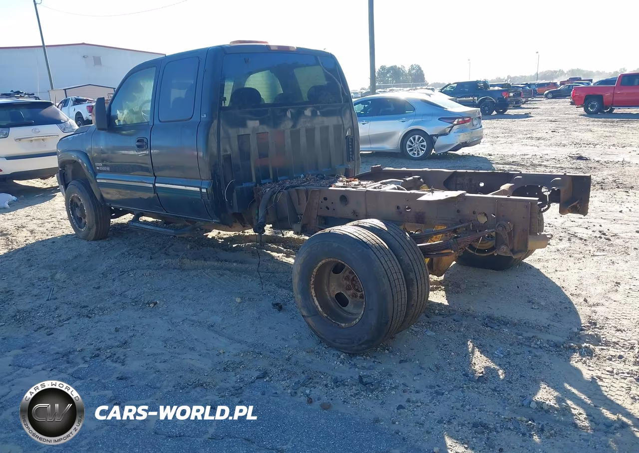 2002 Chevrolet Silverado 2500Hd Ls VIN:1GCHK29122E137208 - 3