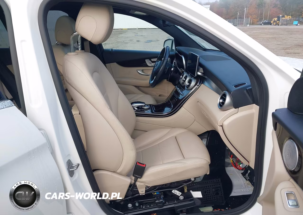 2017 Mercedes-Benz Glc 300 4Matic VIN:WDC0G4KB9HF141914 - 5