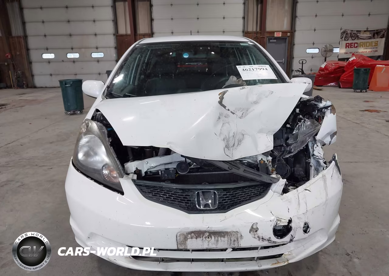 2013 Honda Fit VIN:JHMGE8H39DC024104 - 12