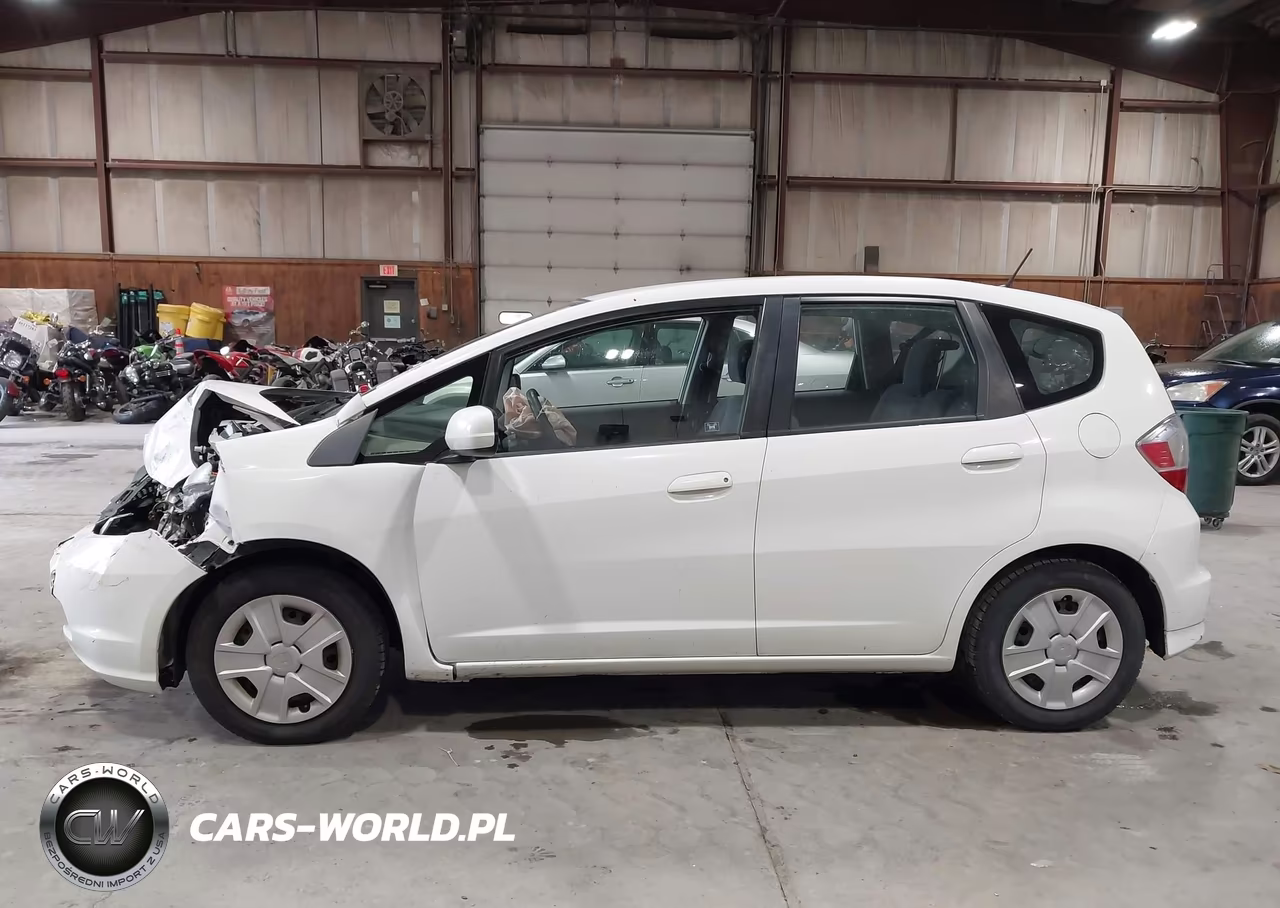 2013 Honda Fit VIN:JHMGE8H39DC024104 - 14