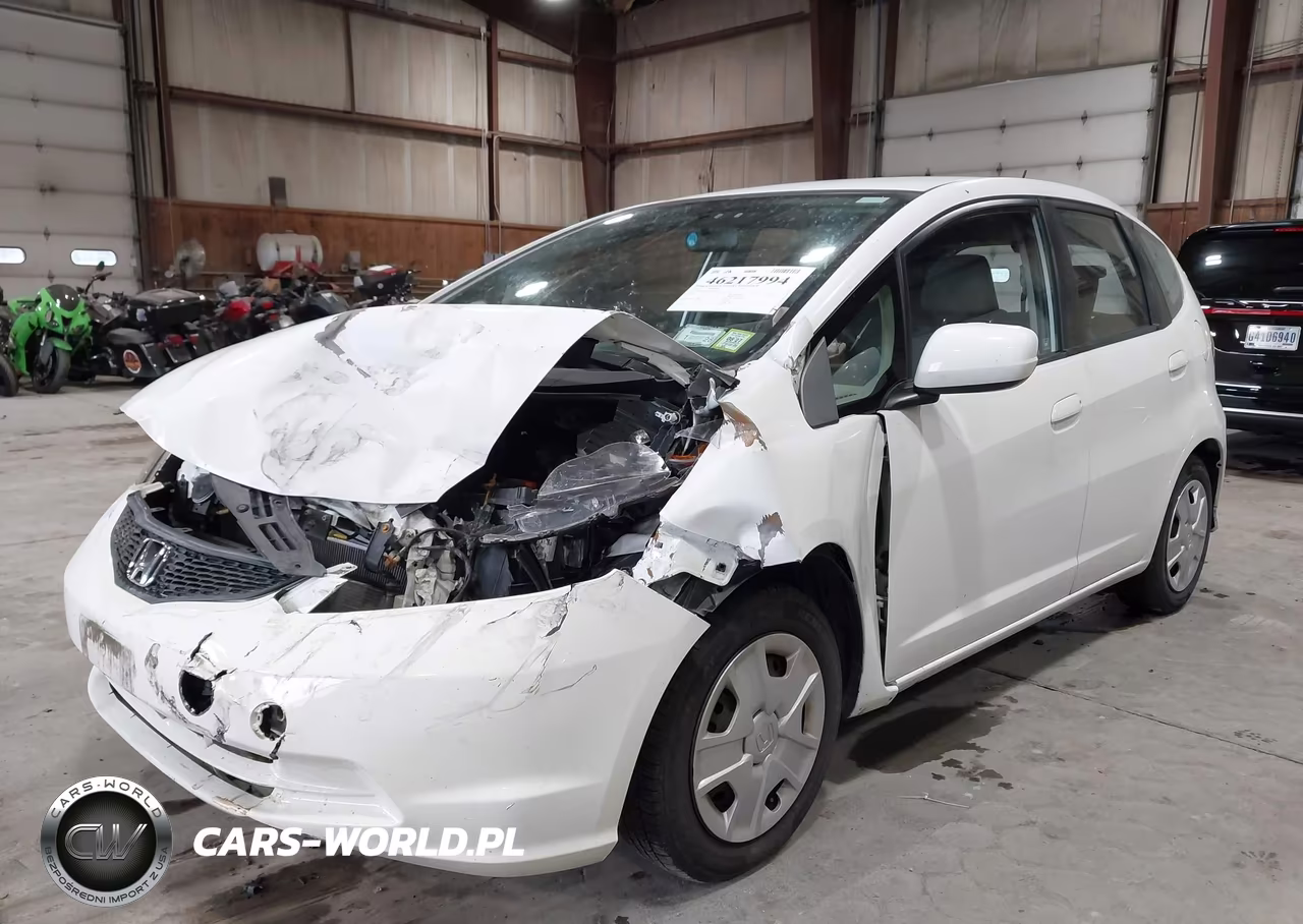 2013 Honda Fit VIN:JHMGE8H39DC024104 - 2