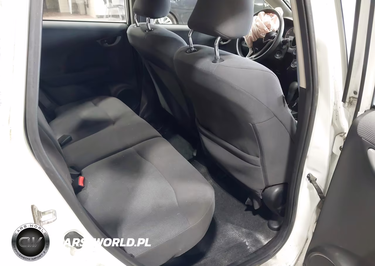 2013 Honda Fit VIN:JHMGE8H39DC024104 - 8