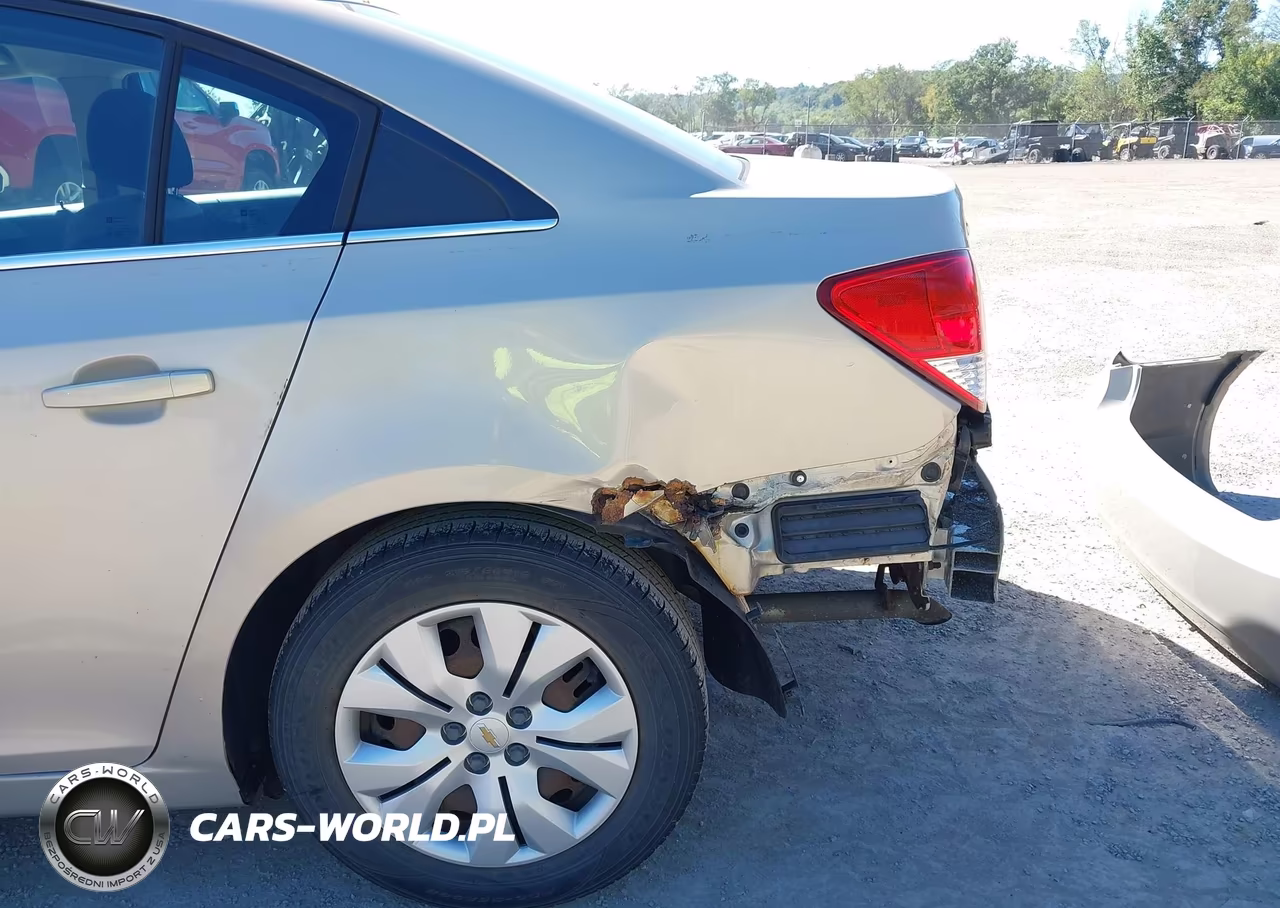 2012 Chevrolet Cruze Ls VIN:1G1PC5SH8C7252833 - 18