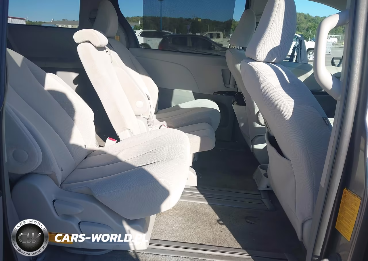 2013 Toyota Sienna Le VIN:5TDKK3DC9DS381620 - 8
