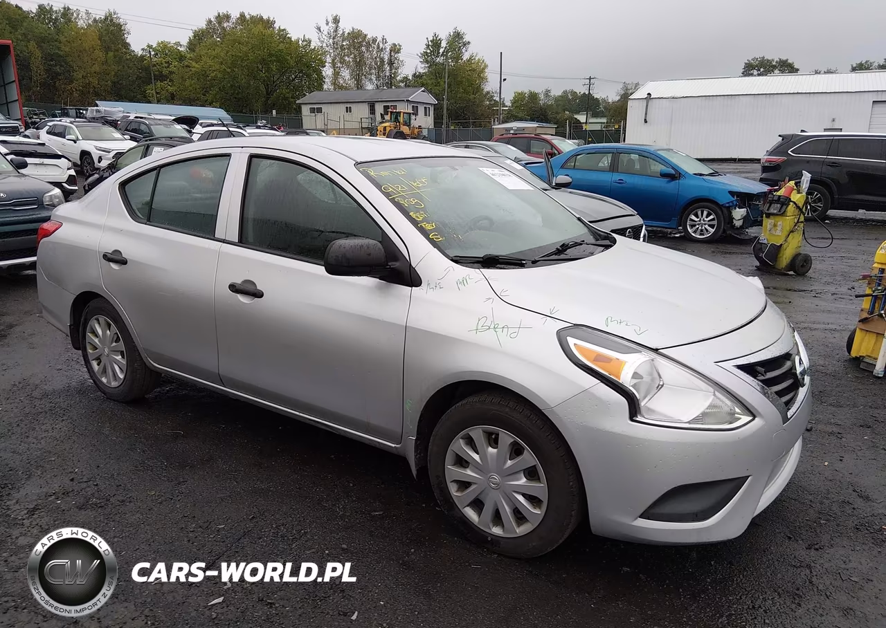2015 Nissan Versa 1.6 S
