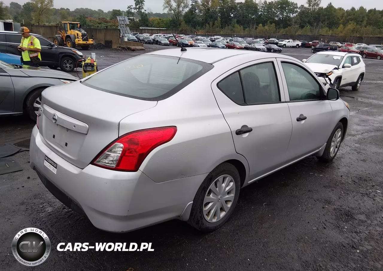 2015 Nissan Versa 1.6 S VIN:3N1CN7AP9FL859606 - 4