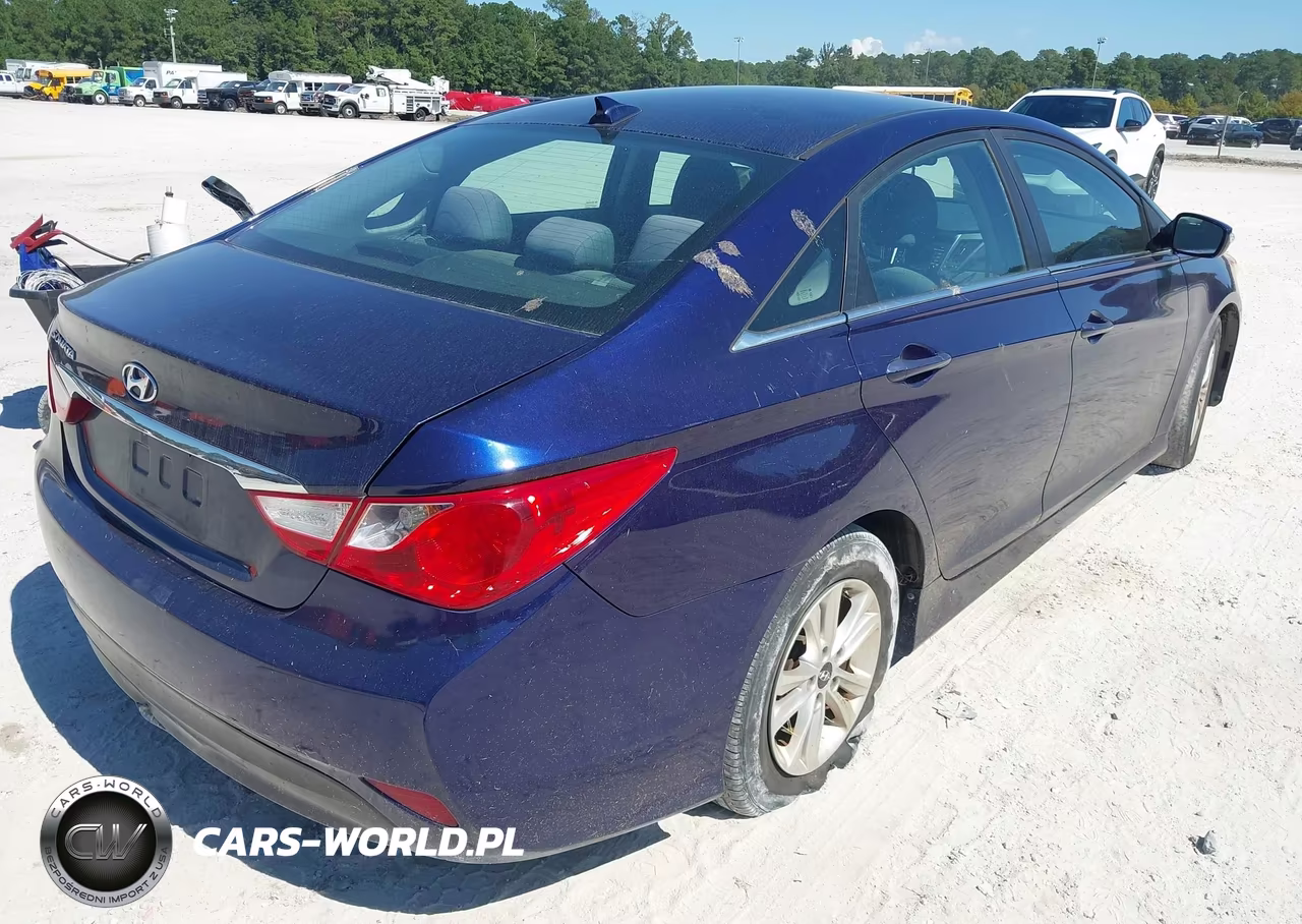 2014 Hyundai Sonata Gls VIN:5NPEB4AC0EH893572 - 4