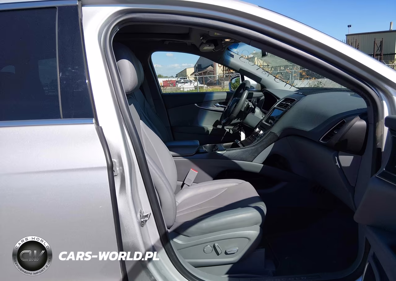 2019 Lincoln Nautilus Reserve VIN:2LMPJ8L91KBL63168 - 5