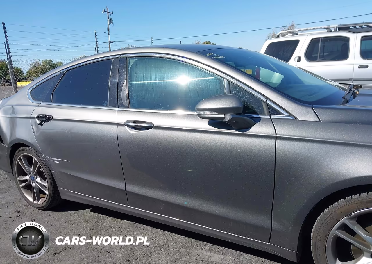 2013 Ford Fusion Titanium VIN:3FA6P0K92DR362120 - 13