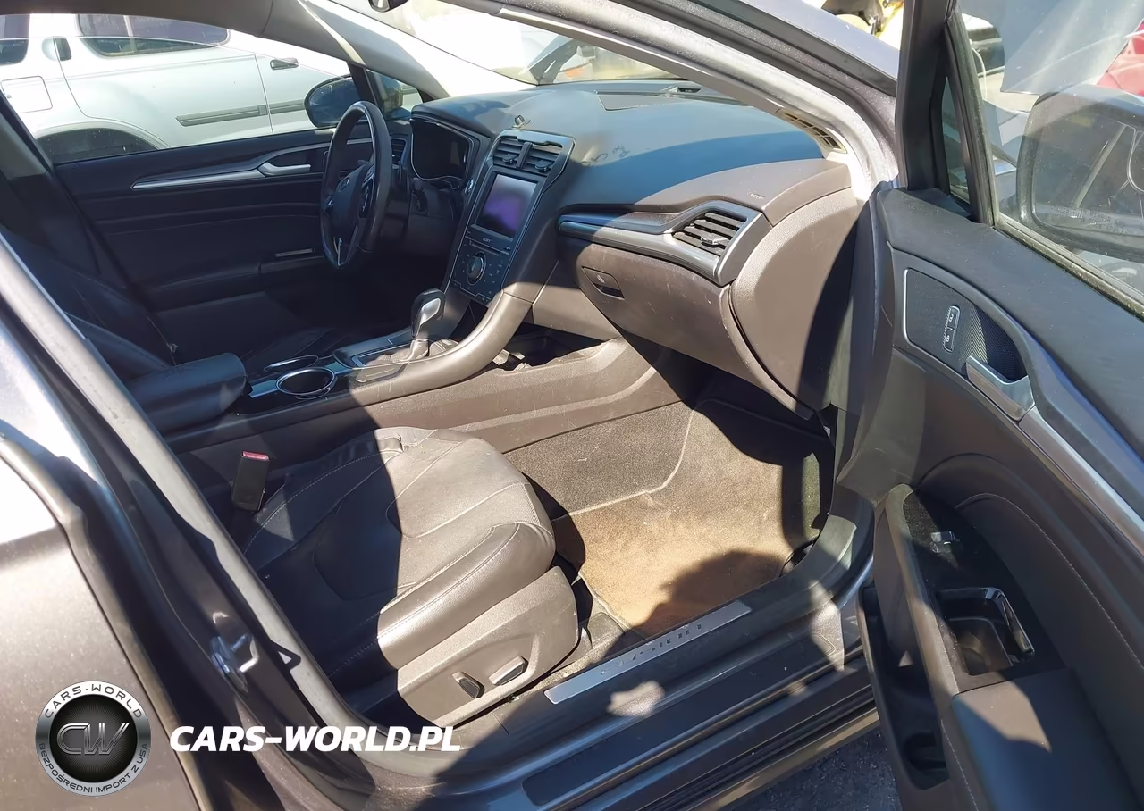 2013 Ford Fusion Titanium VIN:3FA6P0K92DR362120 - 5