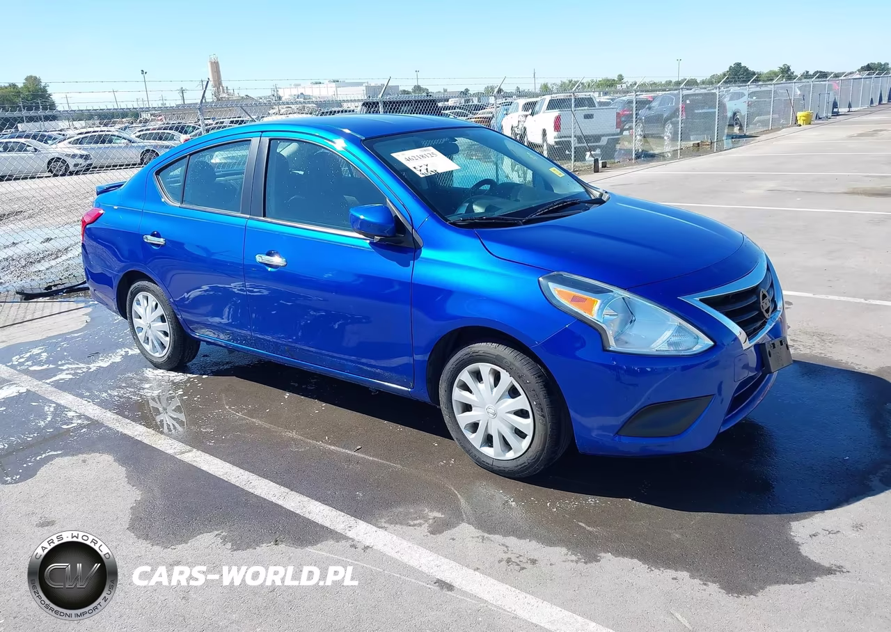 2015 Nissan Versa 1.6 Sv