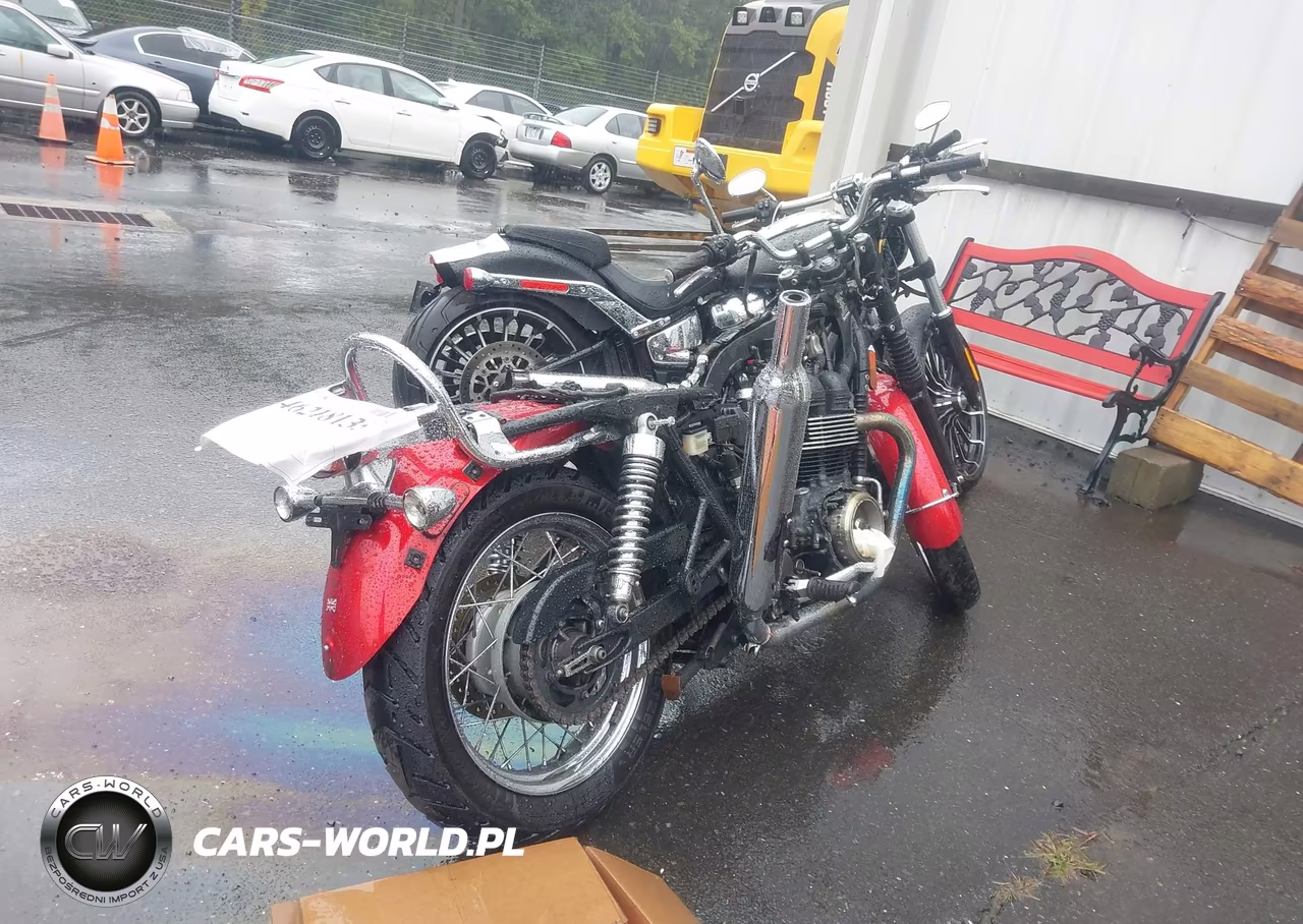 2013 Triumph Motorcycle Bonneville T100 VIN:SMT910K14DT568400 - 4