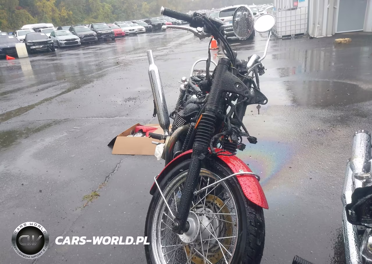 2013 Triumph Motorcycle Bonneville T100 VIN:SMT910K14DT568400 - 5
