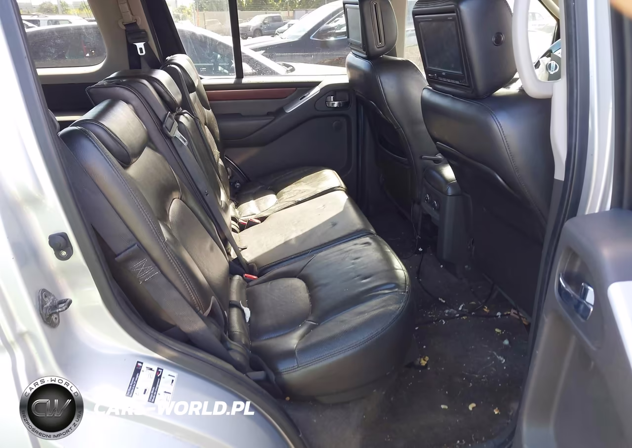 2010 Nissan Pathfinder Le VIN:5N1AR1NBXAC612373 - 8