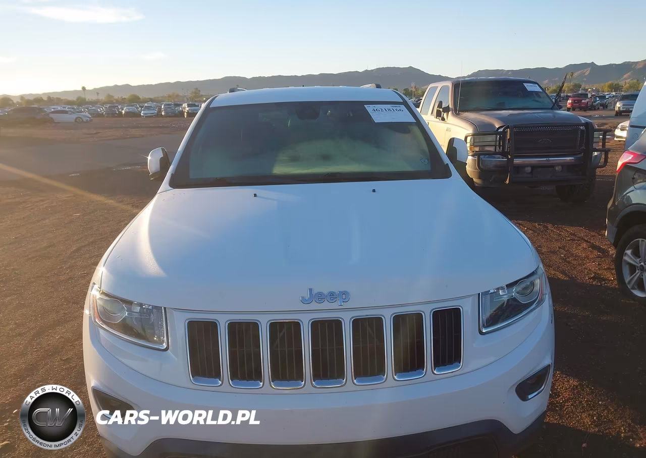 2015 Jeep Grand Cherokee Laredo VIN:1C4RJEAG1FC199662 - 12