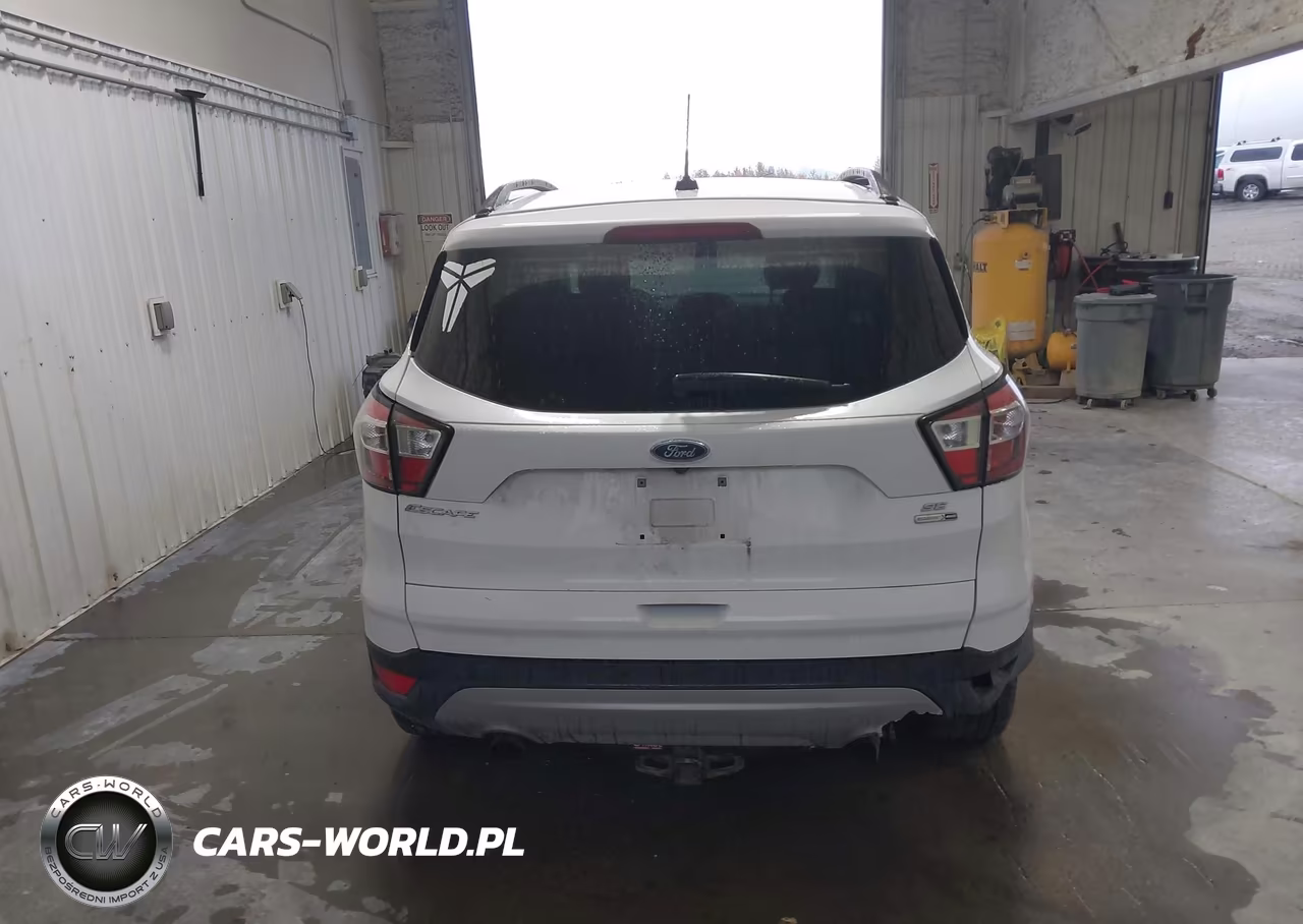 2018 Ford Escape Se VIN:1FMCU9GD8JUC61610 - 16