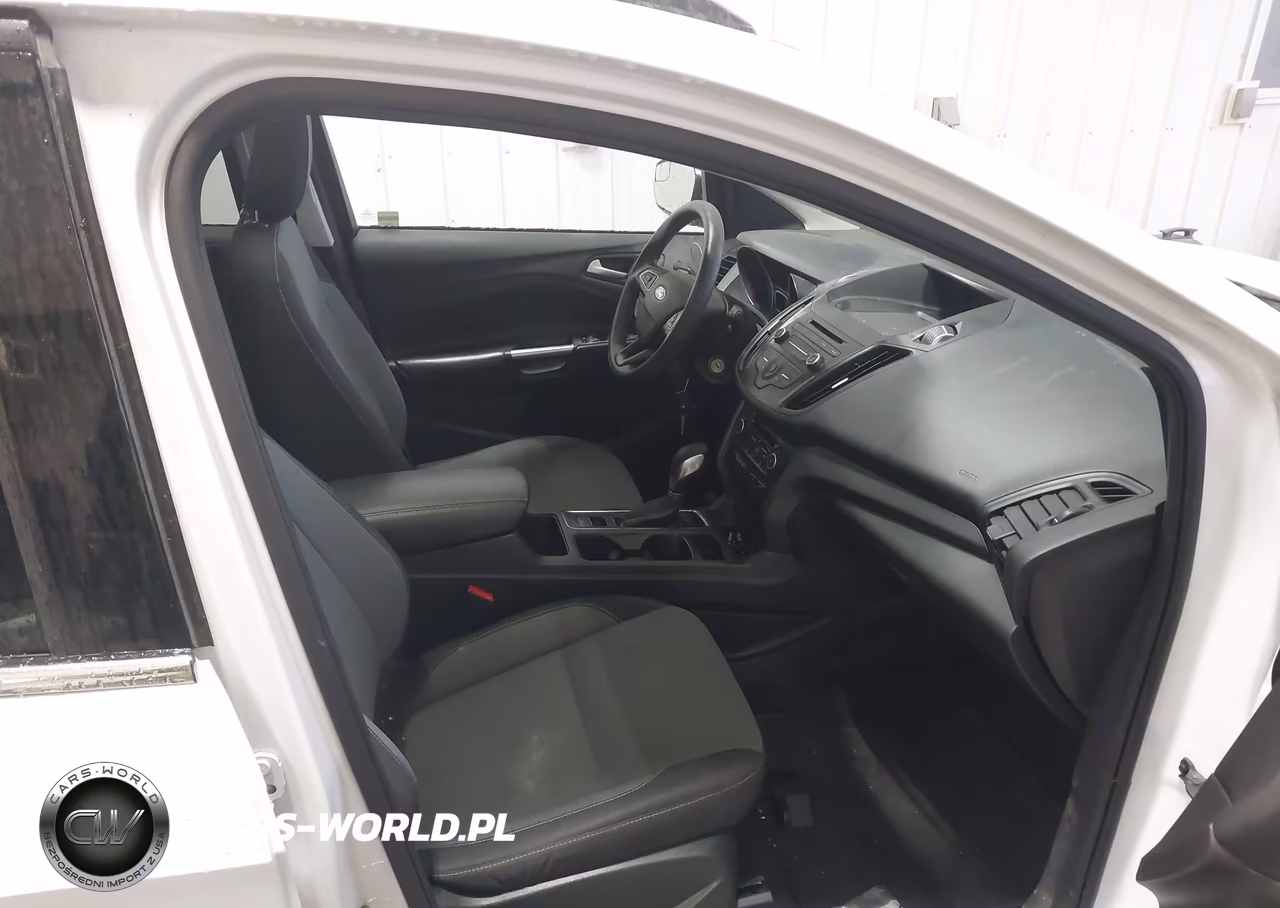 2018 Ford Escape Se VIN:1FMCU9GD8JUC61610 - 5