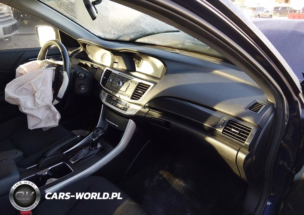 2015 Honda Accord Sport VIN:1HGCR2F52FA241225 - 5