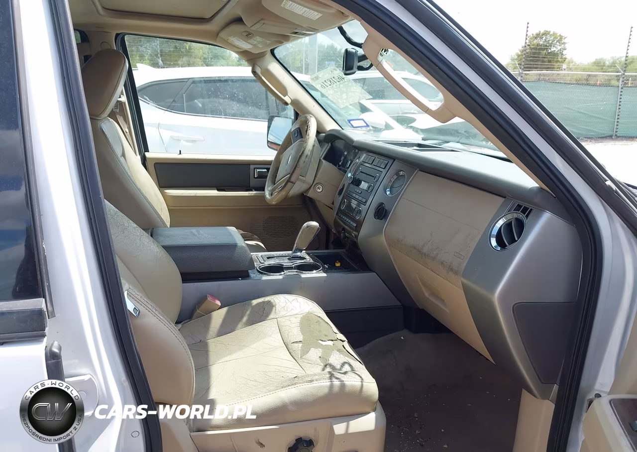 2011 Ford Expedition Xlt VIN:1FMJU1J58BEF57233 - 5