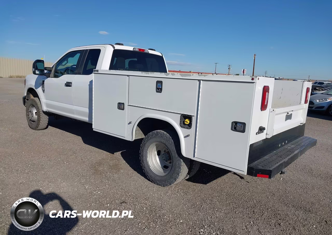 2022 Ford F-350 Chassis Xl VIN:1FD8X3H61NEC27776 - 3