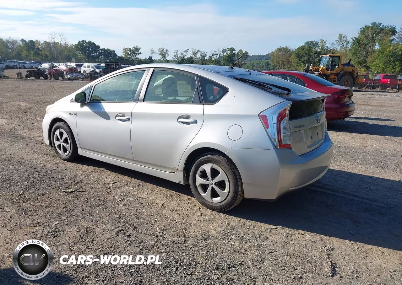 2012 Toyota Prius Two VIN:JTDKN3DU8C5497105 - 3