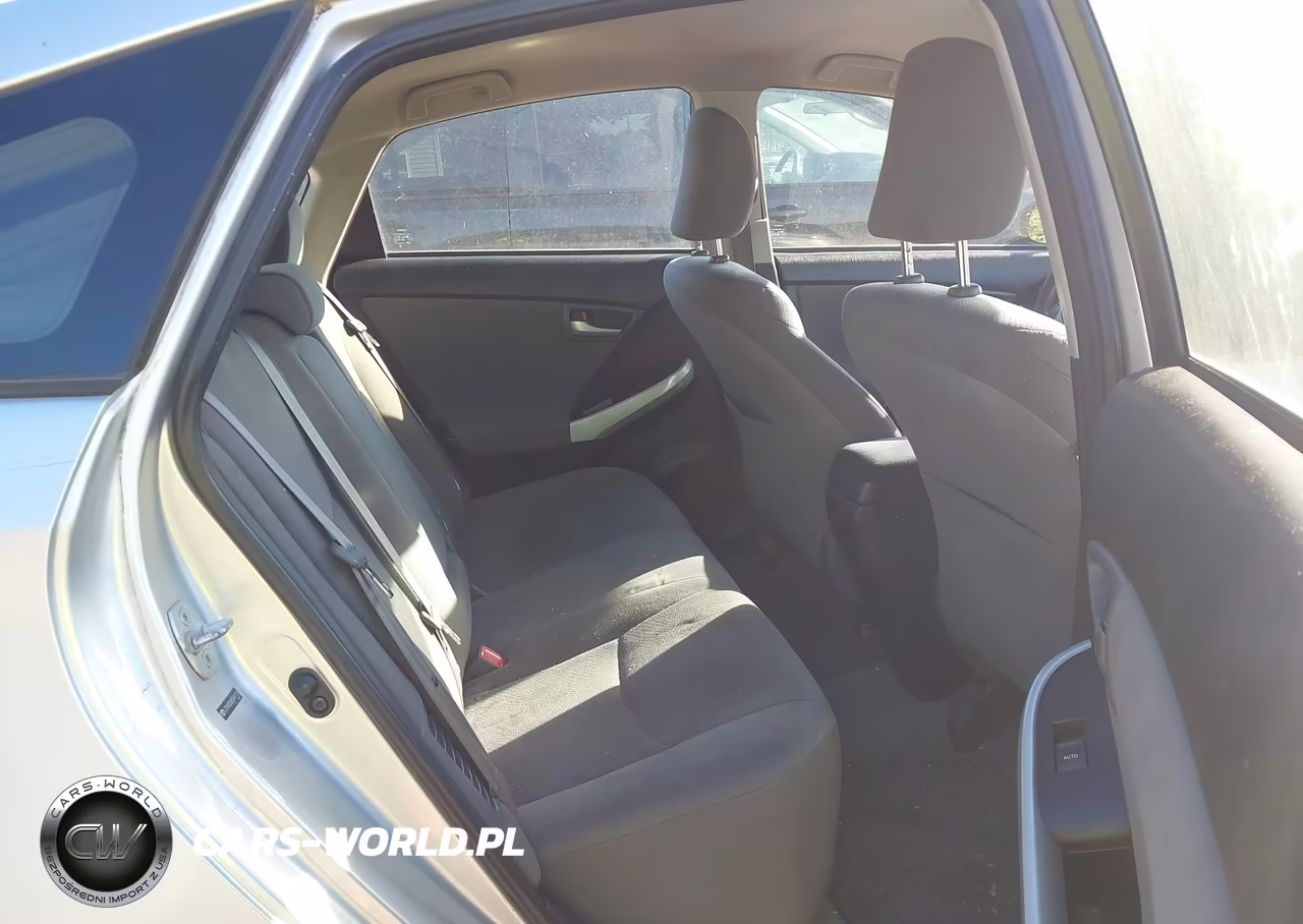 2012 Toyota Prius Two VIN:JTDKN3DU8C5497105 - 8