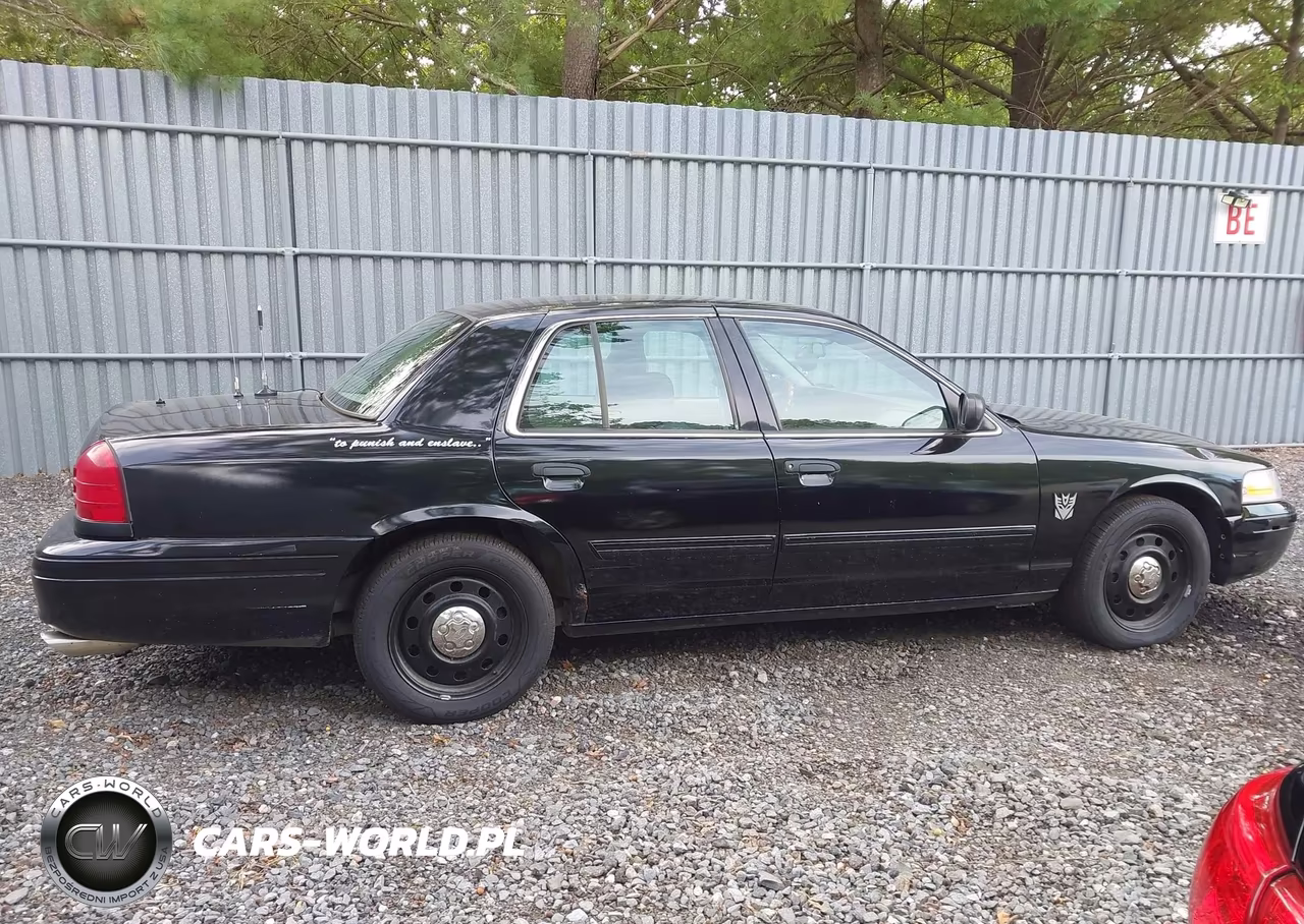 FORD CROWN VICTORIA VIN:2FABP7BV9BX141326 - 13