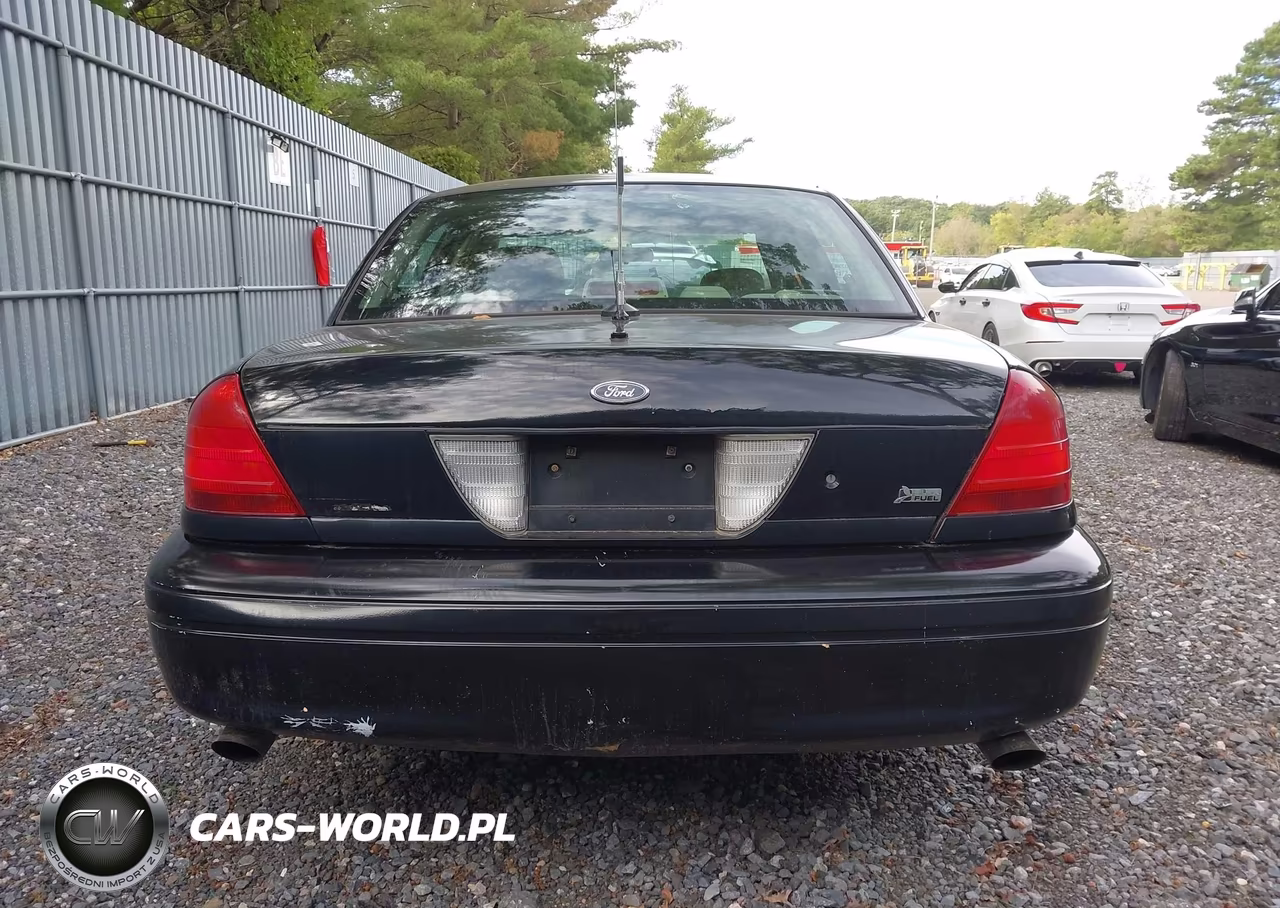 FORD CROWN VICTORIA VIN:2FABP7BV9BX141326 - 16