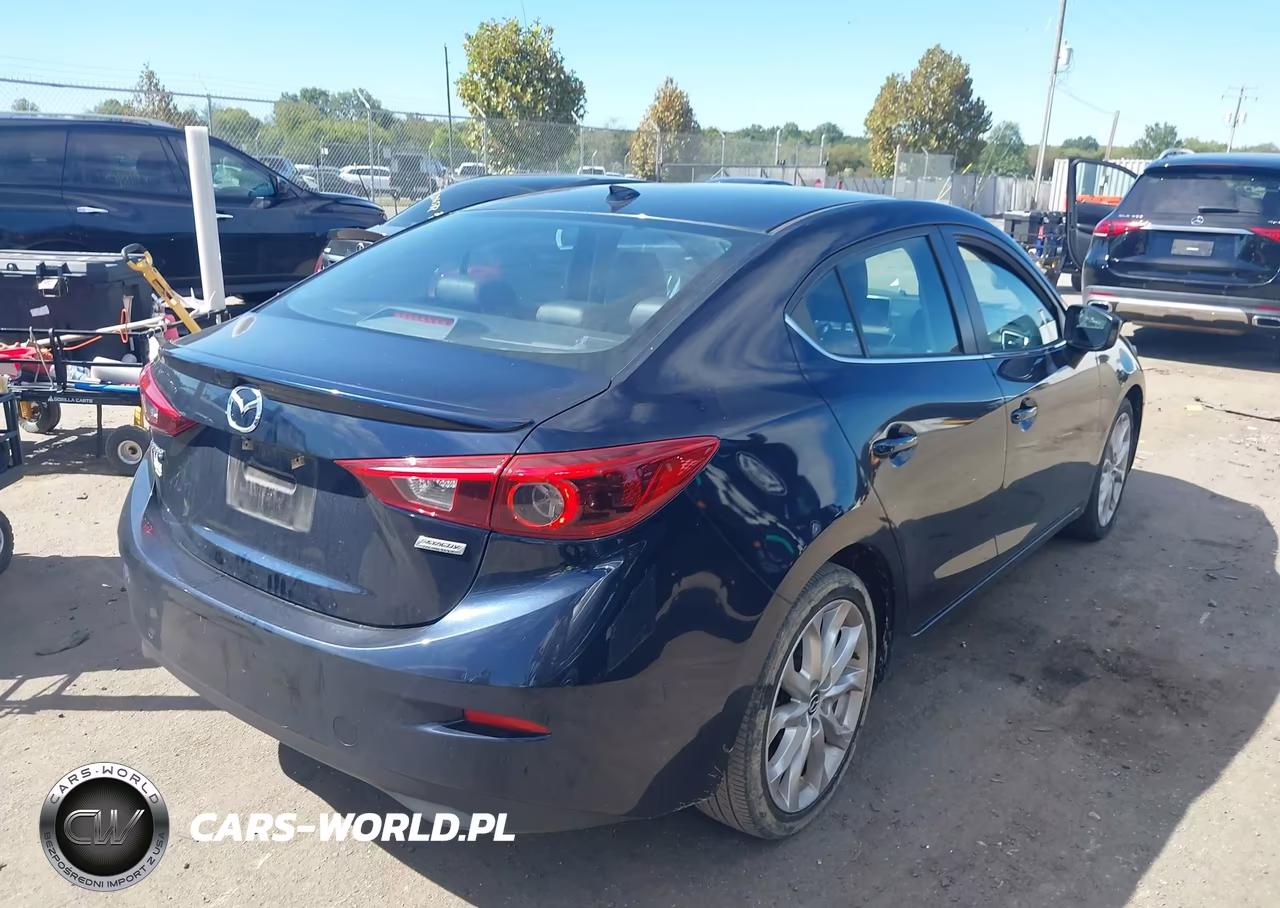 2016 Mazda Mazda3 S Grand Touring VIN:JM1BM1X30G1296175 - 4