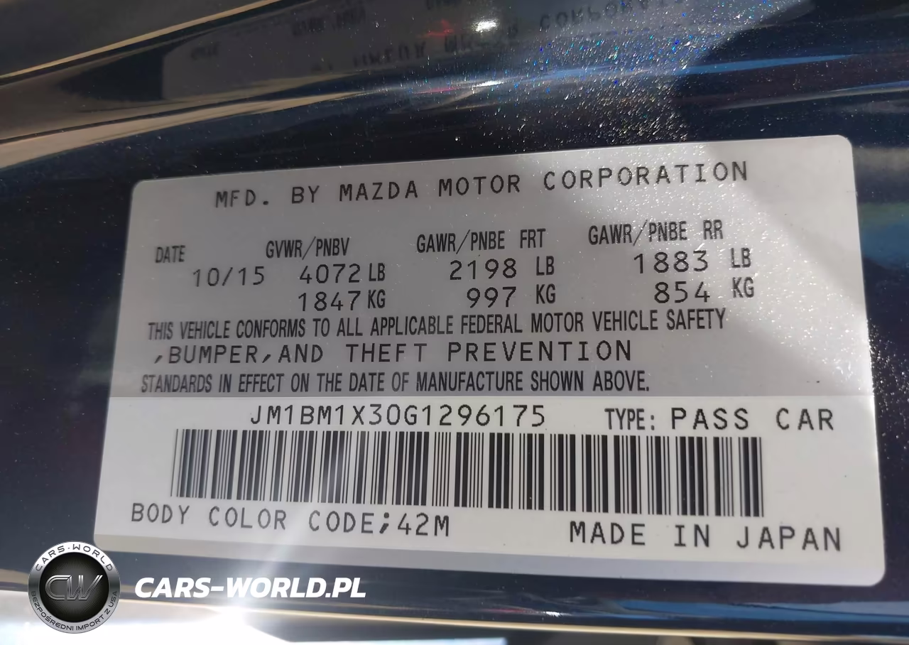 2016 Mazda Mazda3 S Grand Touring VIN:JM1BM1X30G1296175 - 9