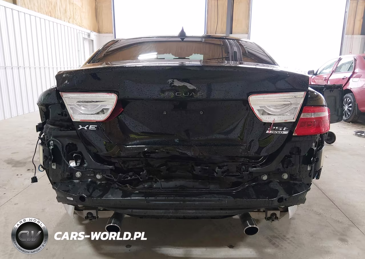 2018 Jaguar Xe 25T Prestige VIN:SAJAK4FX7JCP38261 - 6