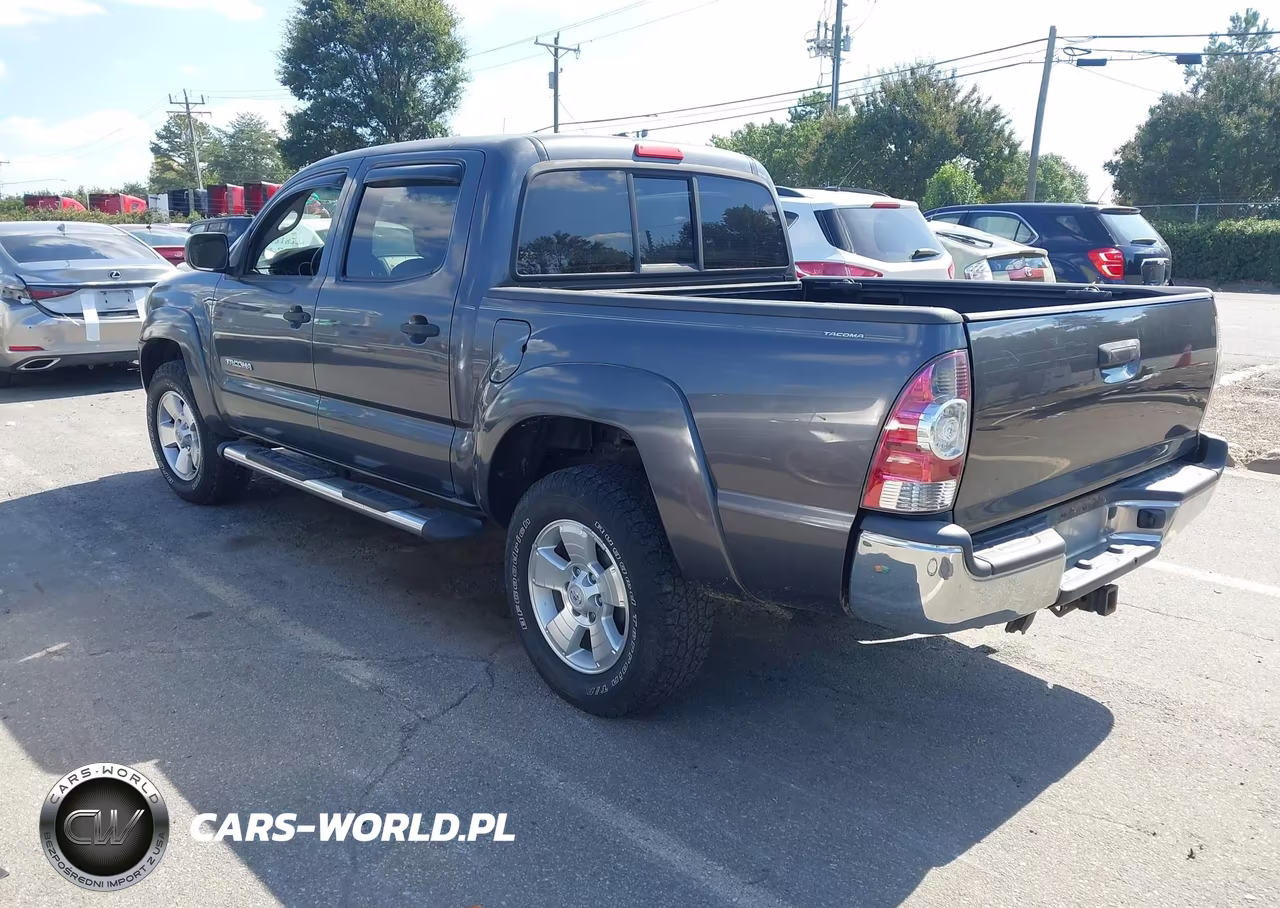 2010 Toyota Tacoma Base V6 VIN:3TMLU4EN0AM039487 - 3
