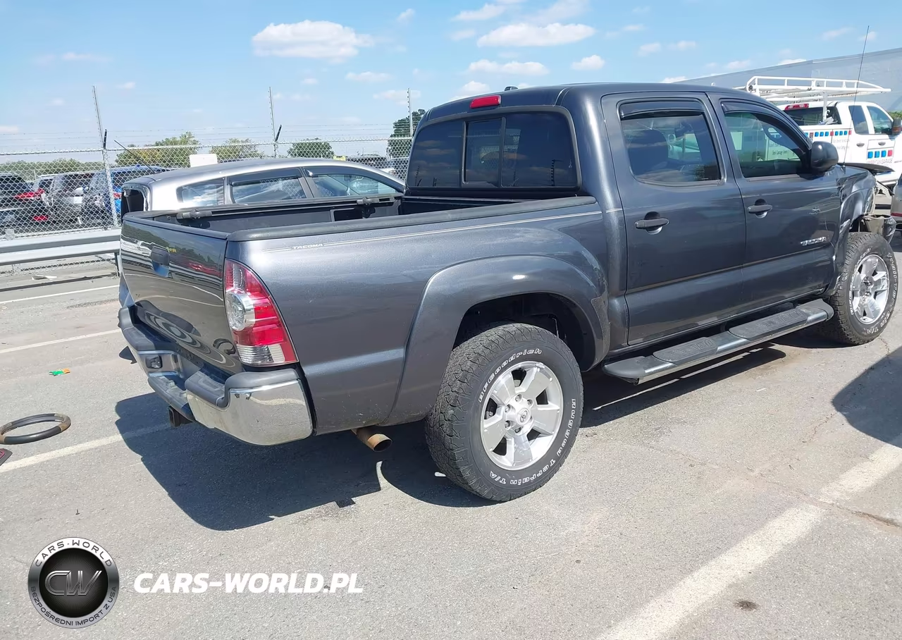 2010 Toyota Tacoma Base V6 VIN:3TMLU4EN0AM039487 - 4