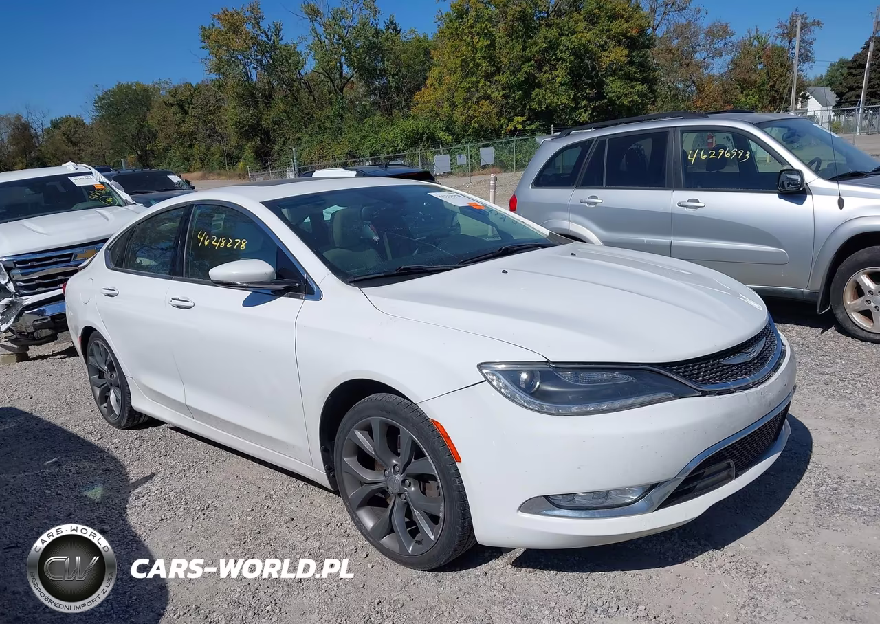 2015 Chrysler 200 C