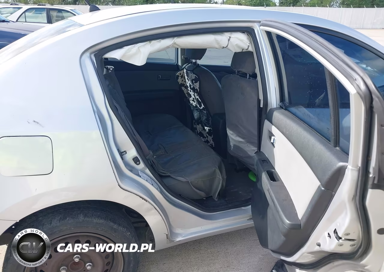 2010 Nissan Sentra 2.0S VIN:3N1AB6AP2AL689415 - 8