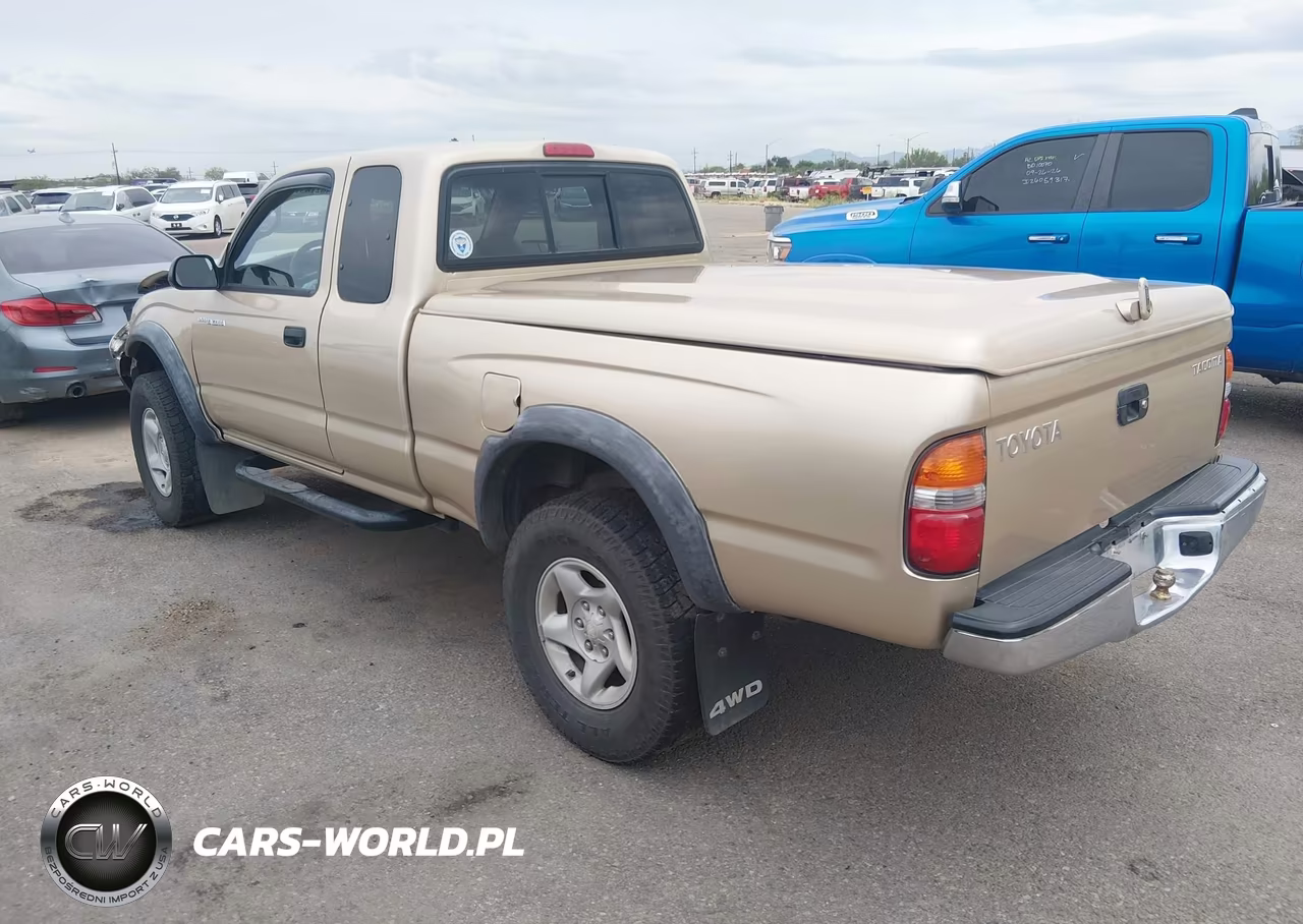 2002 Toyota Tacoma VIN:5TEWM72N42Z050015 - 3