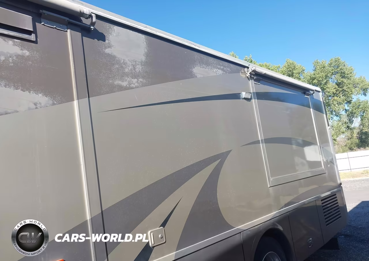 2005 Freightliner Chassis X Line Motor Home VIN:4UZAAHDC95CV10384 - 14