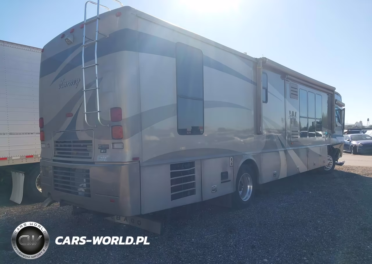 2005 Freightliner Chassis X Line Motor Home VIN:4UZAAHDC95CV10384 - 4