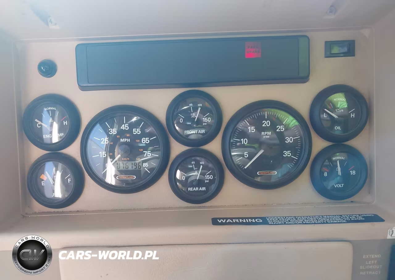 2005 Freightliner Chassis X Line Motor Home VIN:4UZAAHDC95CV10384 - 7