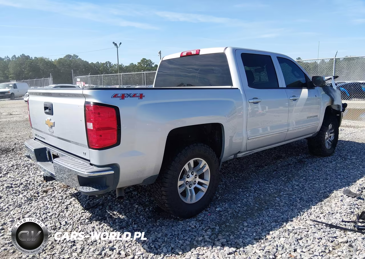 2017 Chevrolet Silverado 1500 1Lt VIN:3GCUKREC0HG199223 - 4