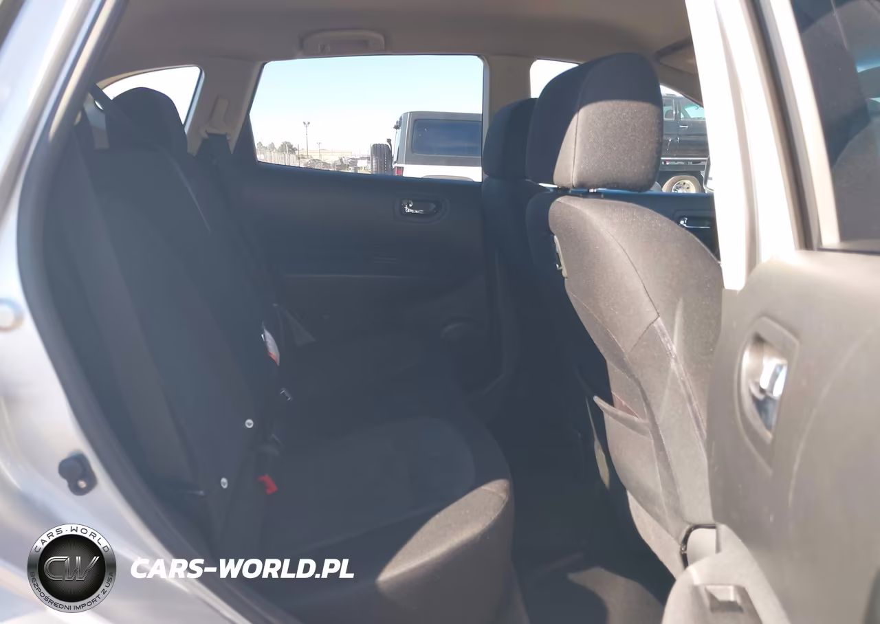 2011 Nissan Rogue S VIN:JN8AS5MT1BW570223 - 8