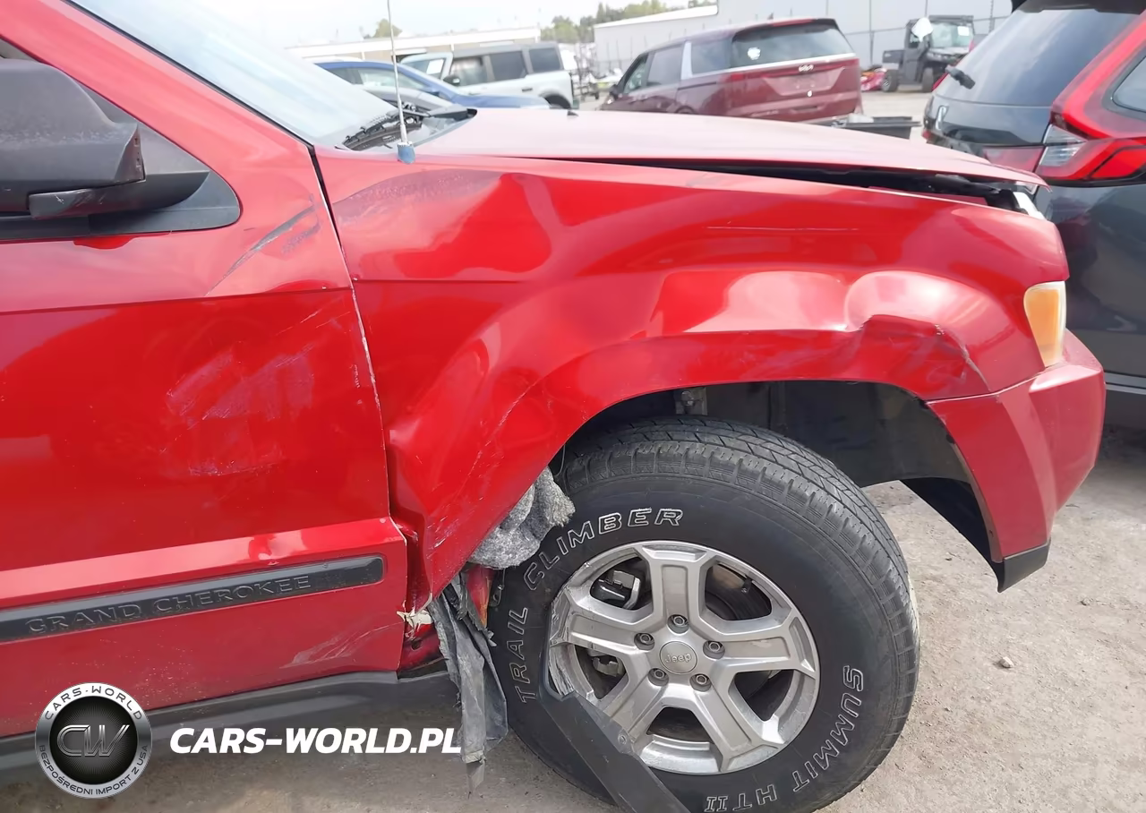 2009 Jeep Grand Cherokee Laredo VIN:1J8HS48P99C545544 - 6