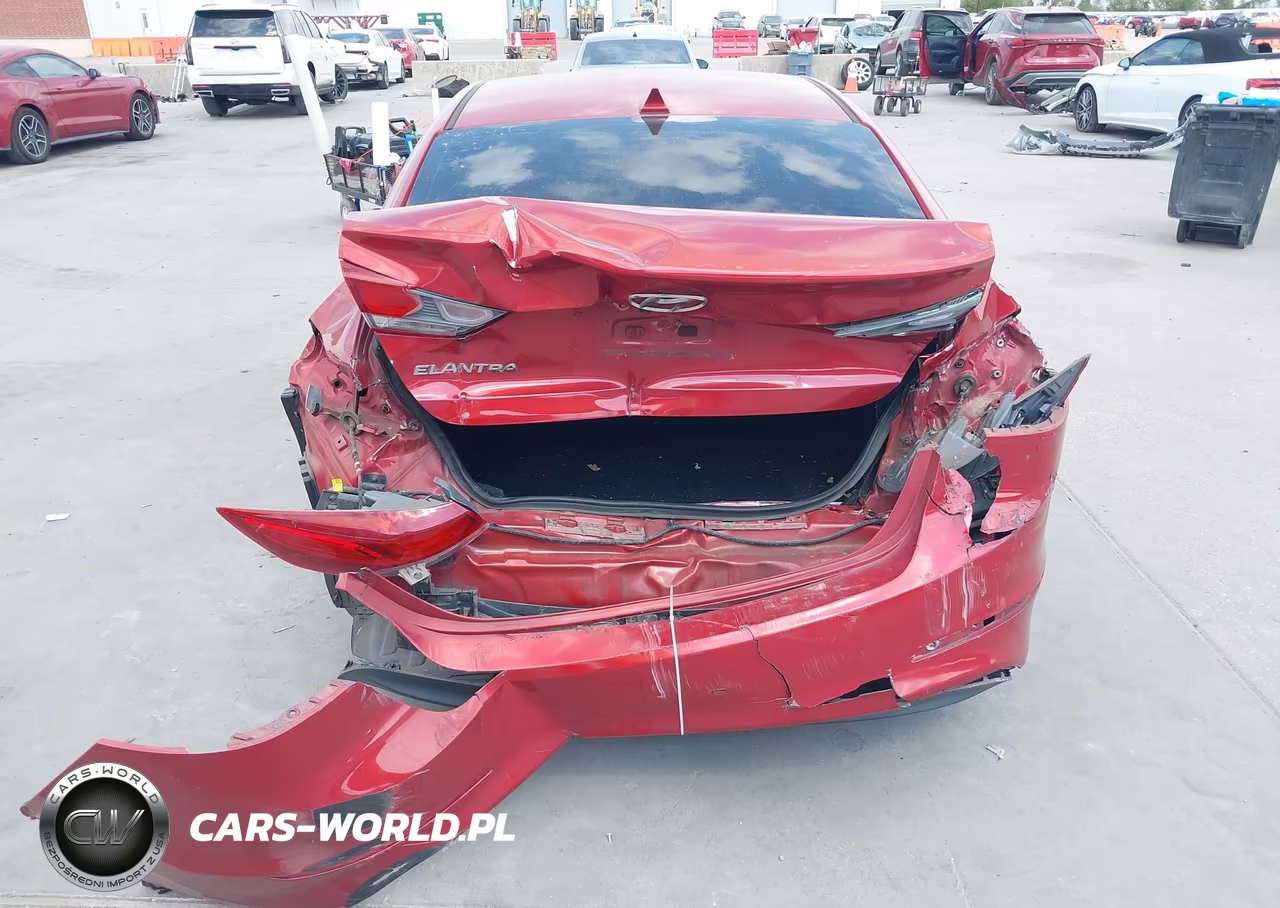 2018 Hyundai Elantra Sel VIN:5NPD84LFXJH315085 - 16